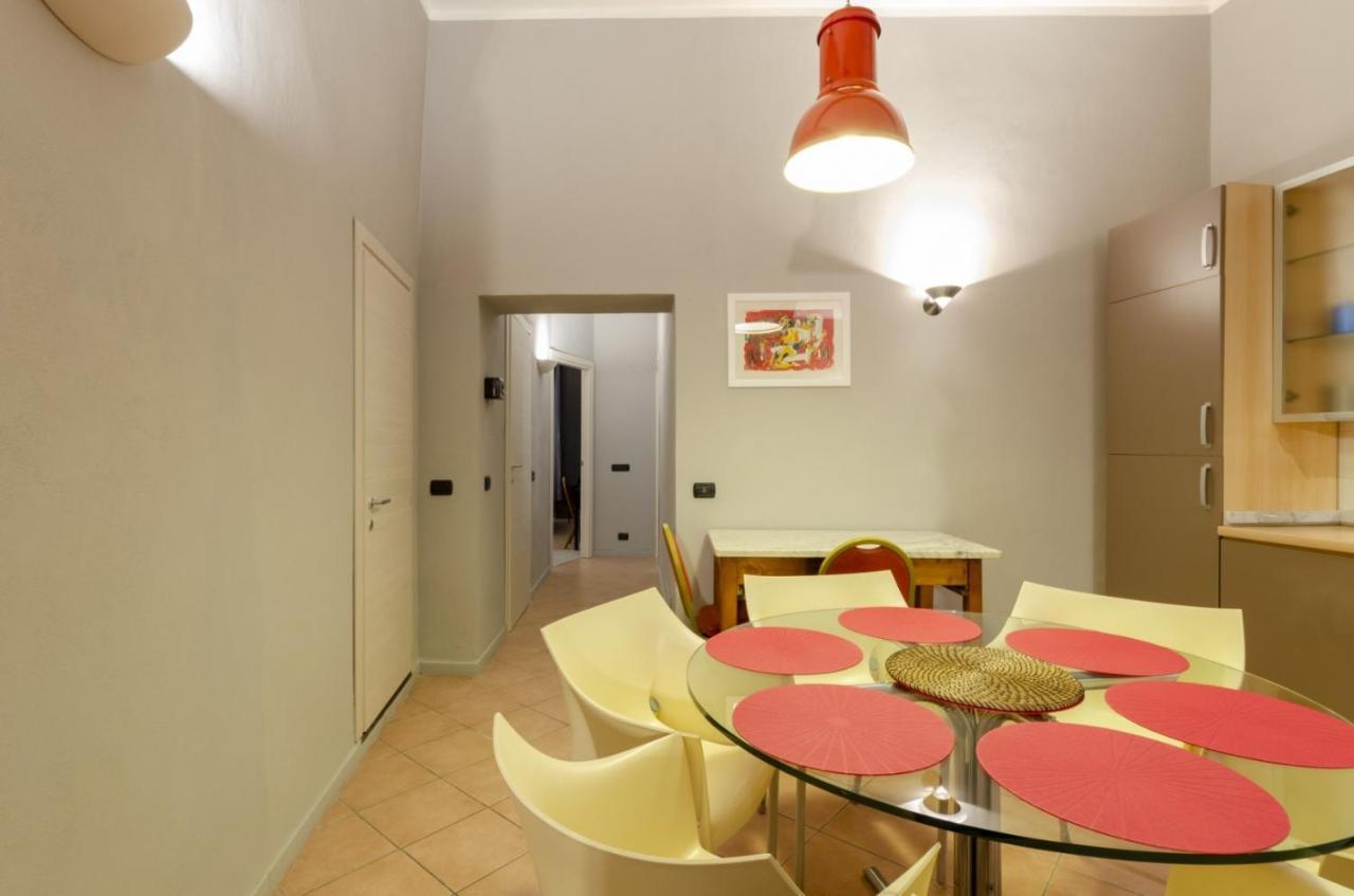 Apartamento Joivy Warm Family Flat For 9, Near Porto Antico Génova Exterior foto