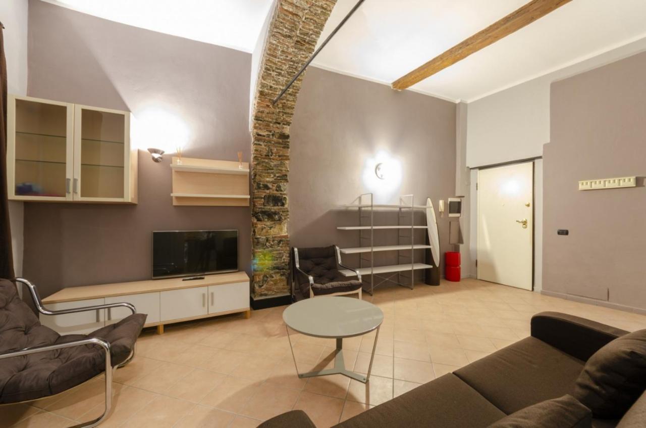 Apartamento Joivy Warm Family Flat For 9, Near Porto Antico Génova Exterior foto
