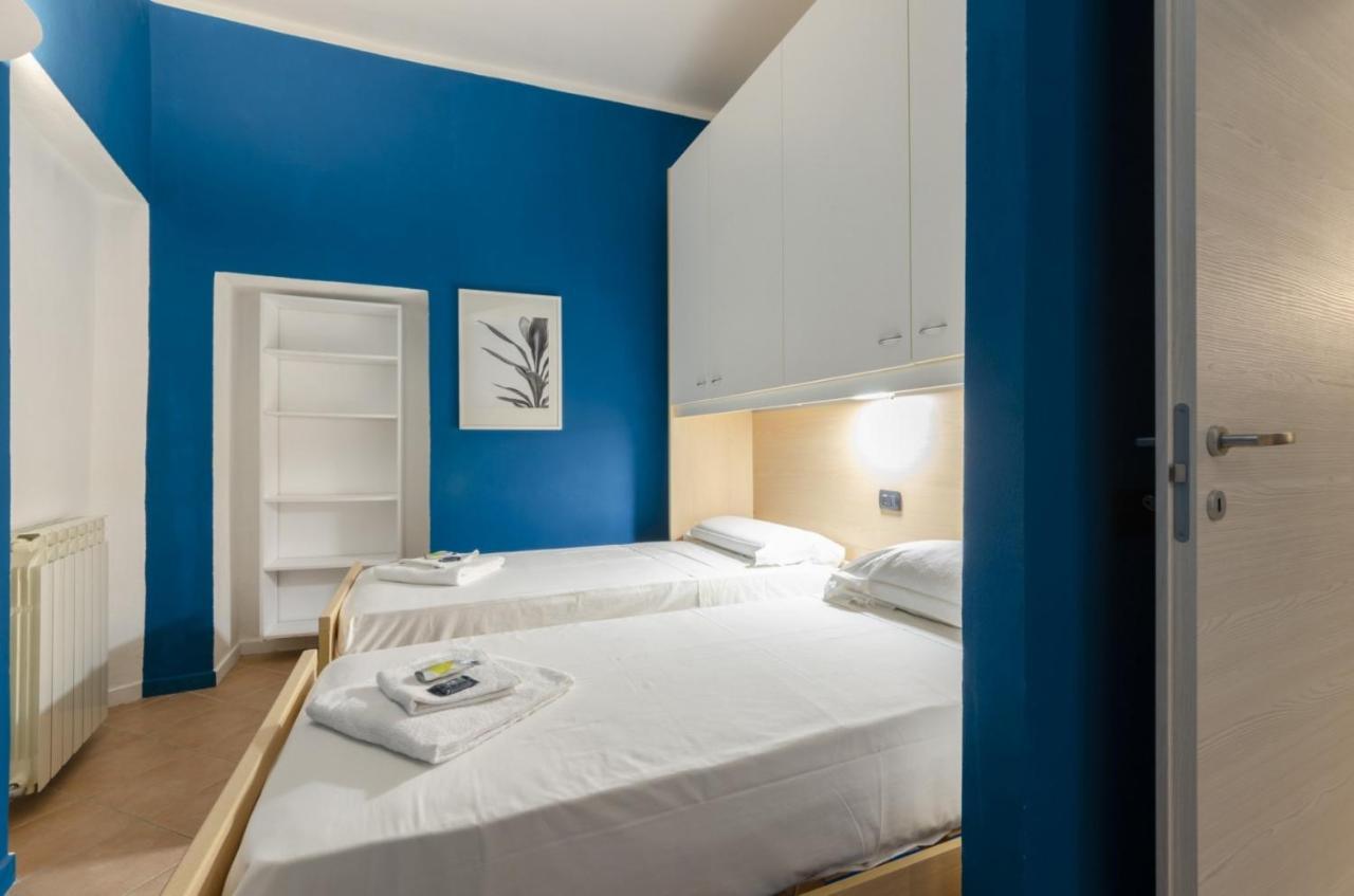 Apartamento Joivy Warm Family Flat For 9, Near Porto Antico Génova Exterior foto